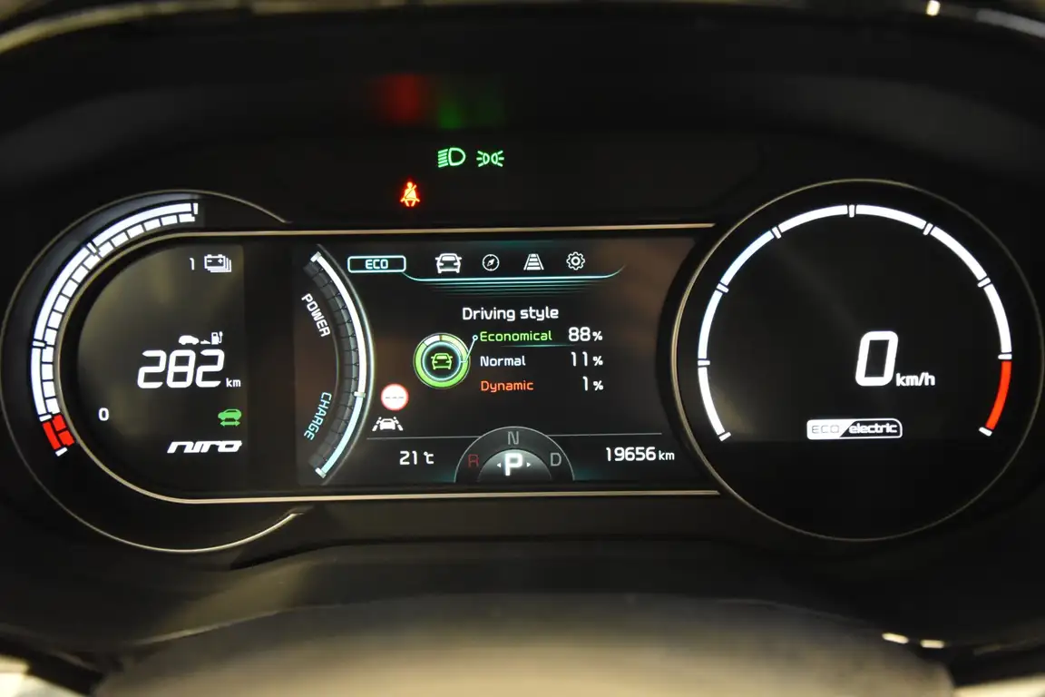 KIA NIRO