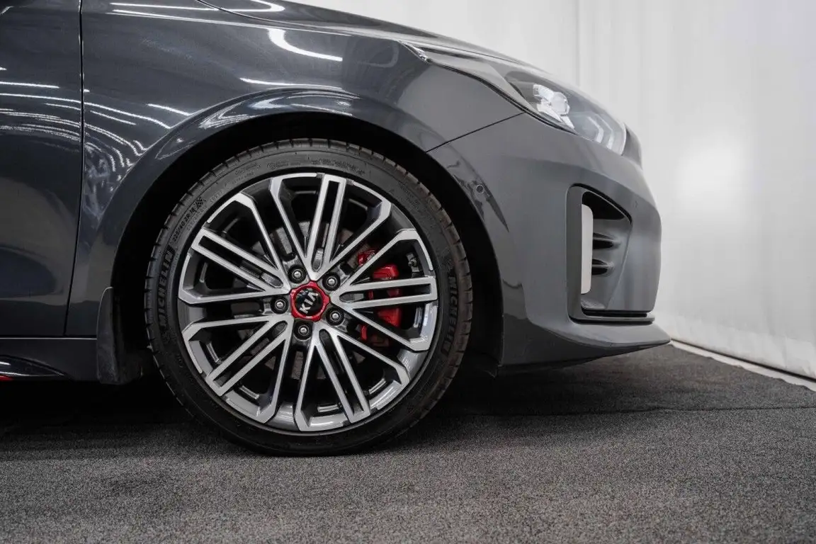 KIA PROCEED