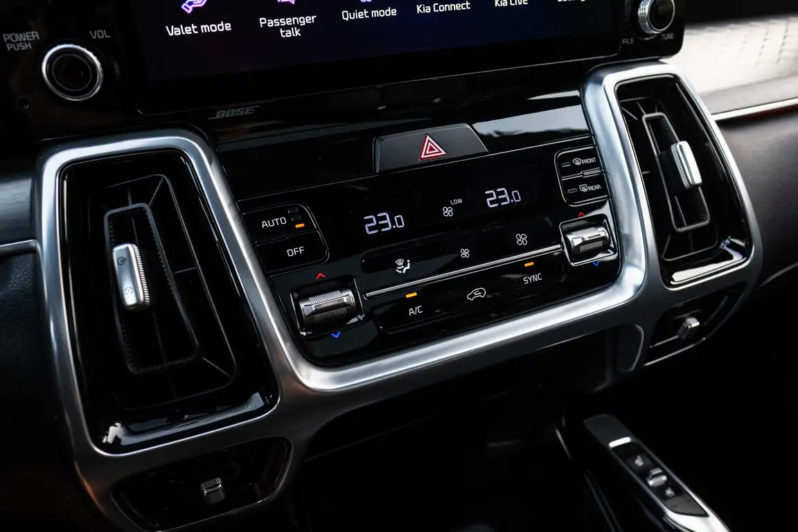 KIA SORENTO