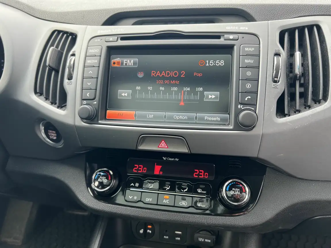 KIA SPORTAGE