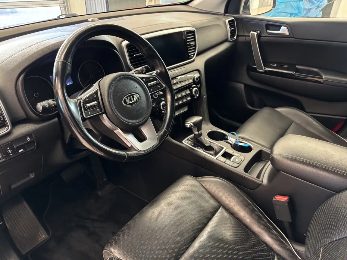 KIA SPORTAGE