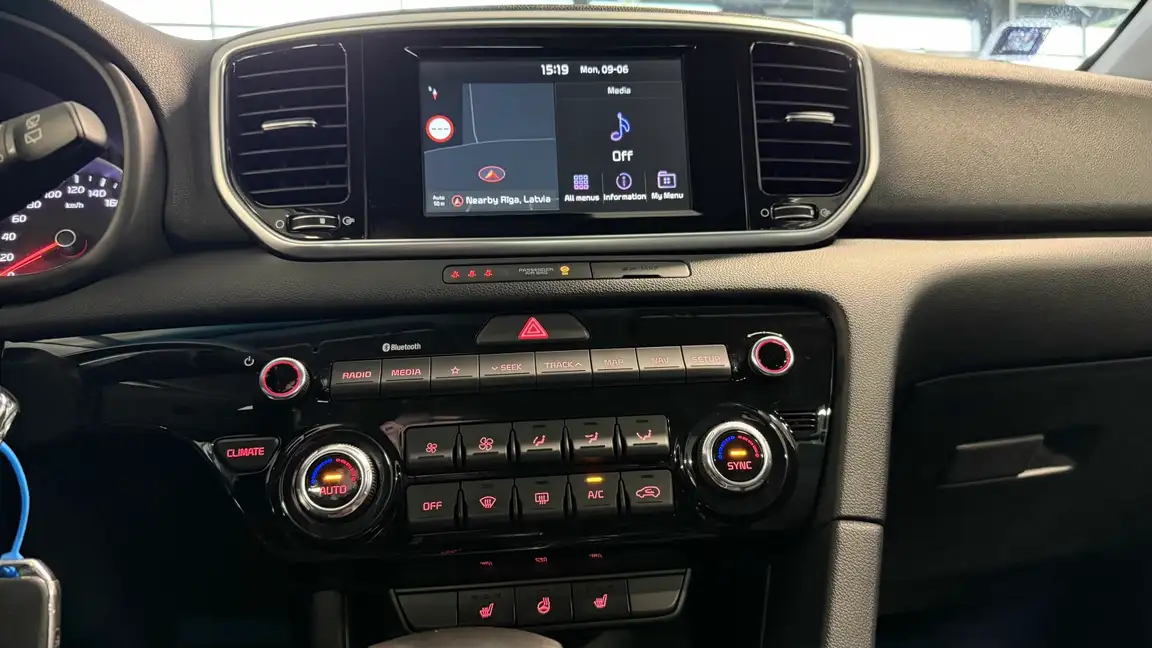 KIA SPORTAGE