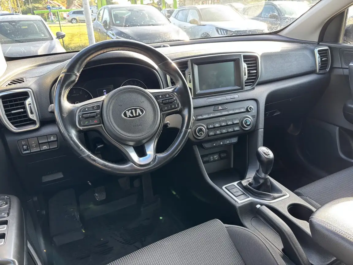 KIA SPORTAGE