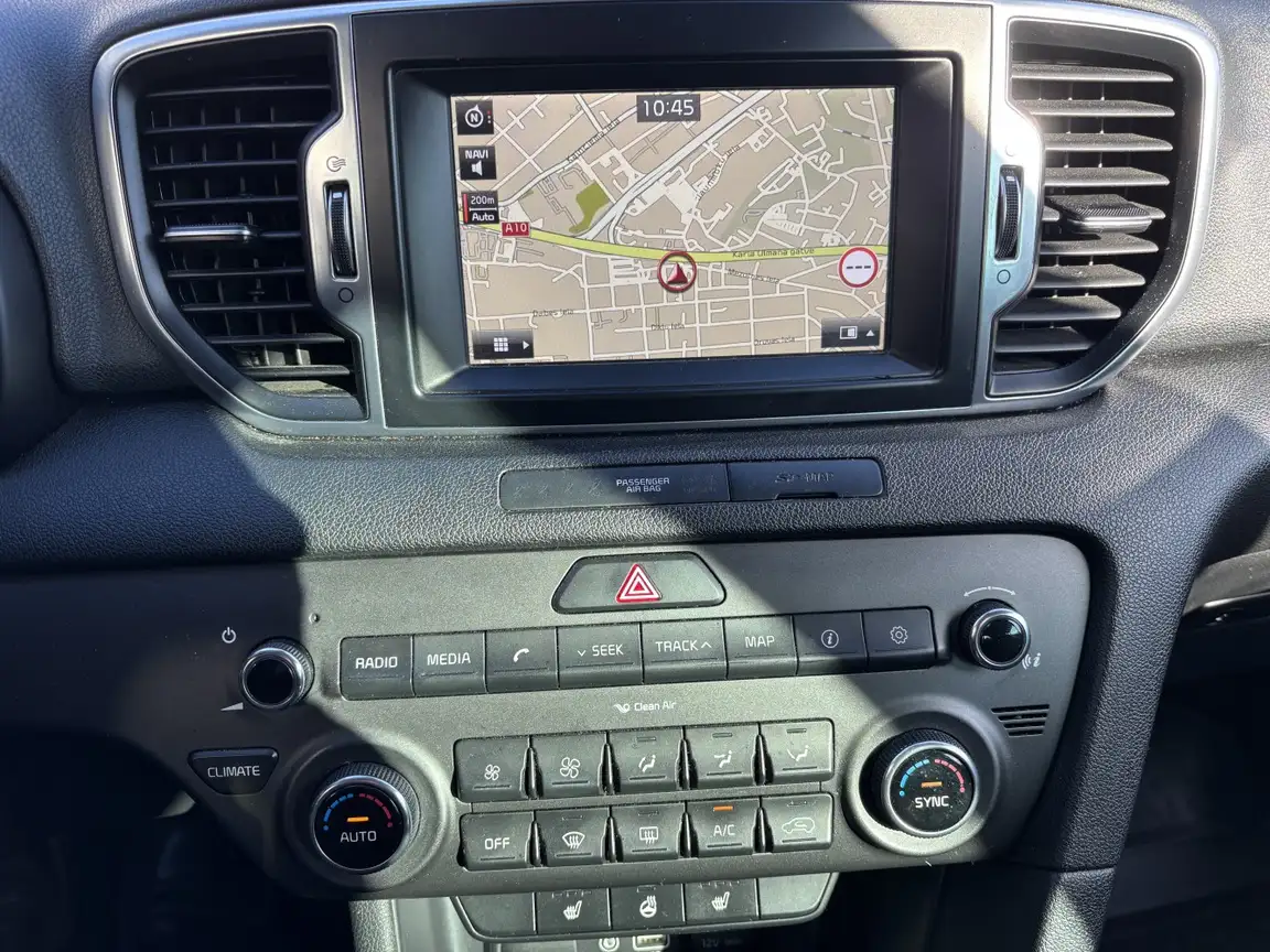 KIA SPORTAGE