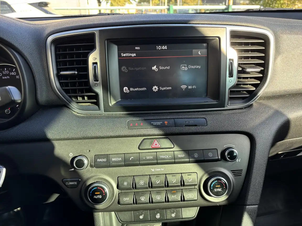KIA SPORTAGE