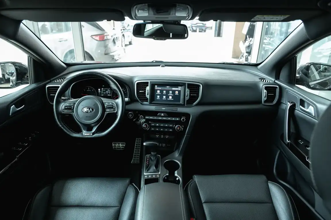 KIA SPORTAGE