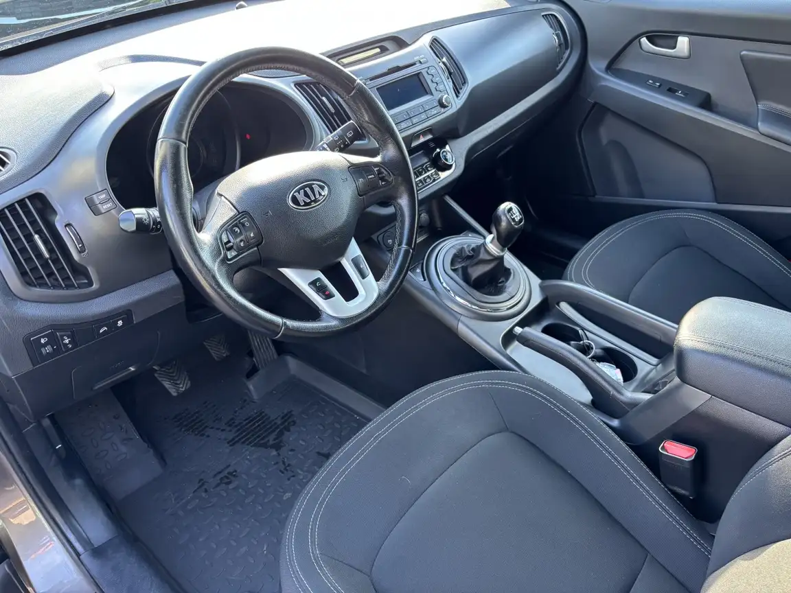 KIA SPORTAGE