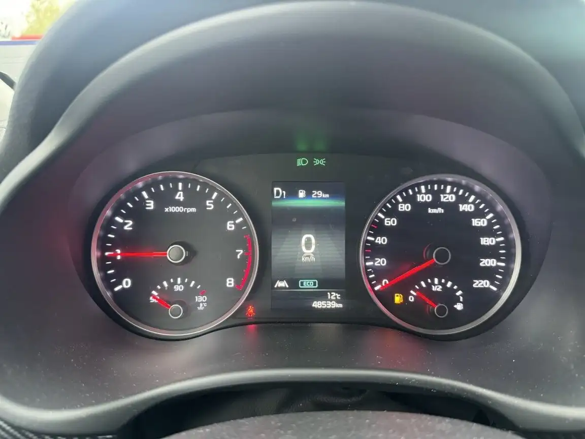 KIA STONIC