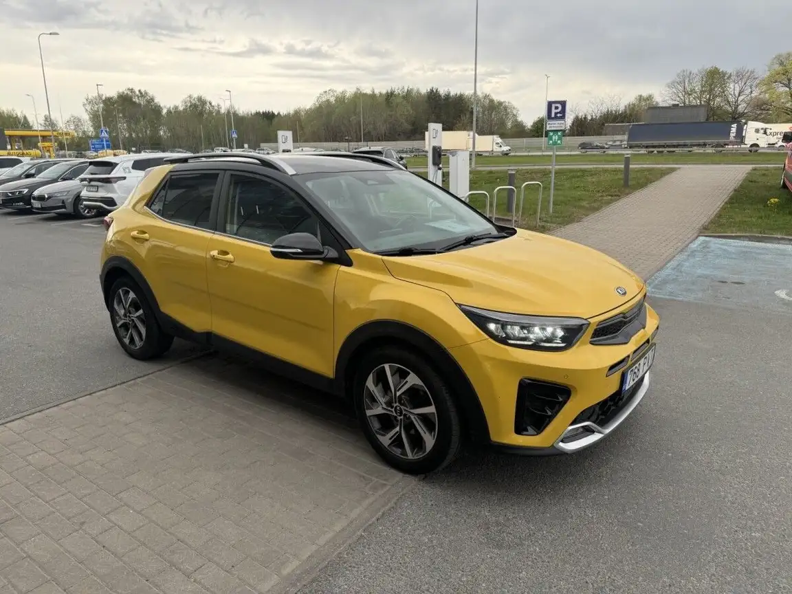 KIA STONIC