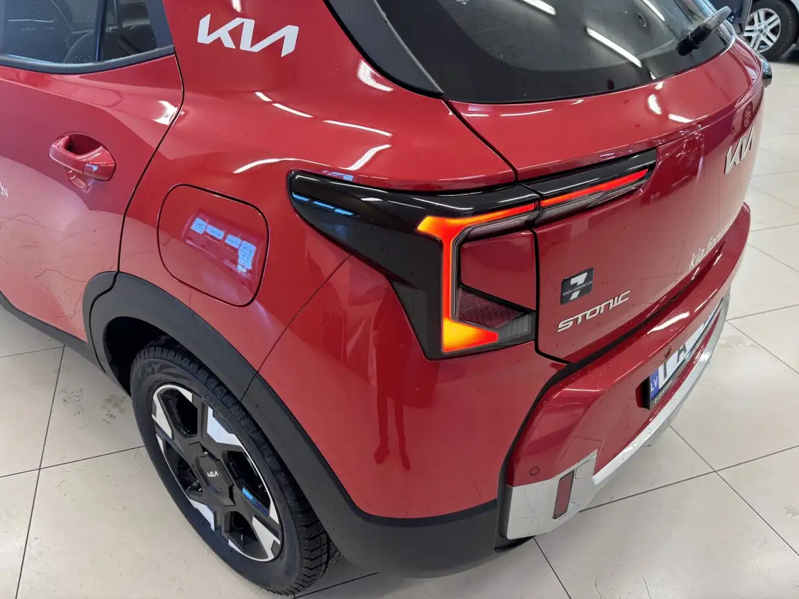 KIA STONIC