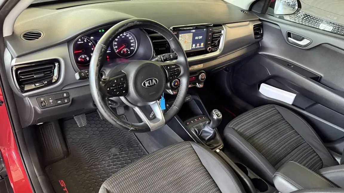 KIA STONIC