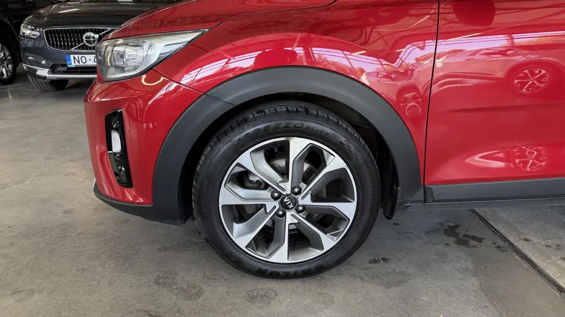 KIA STONIC