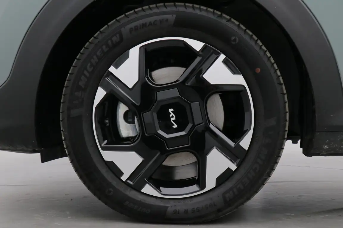 KIA STONIC