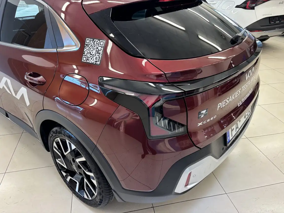 KIA XCEED