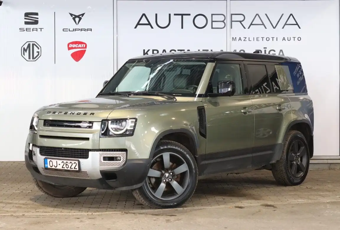 LAND ROVER DEFENDER