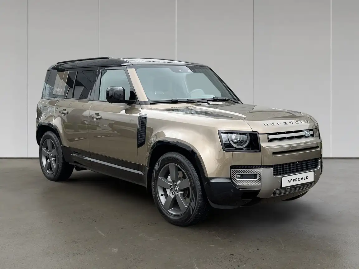 LAND ROVER DEFENDER