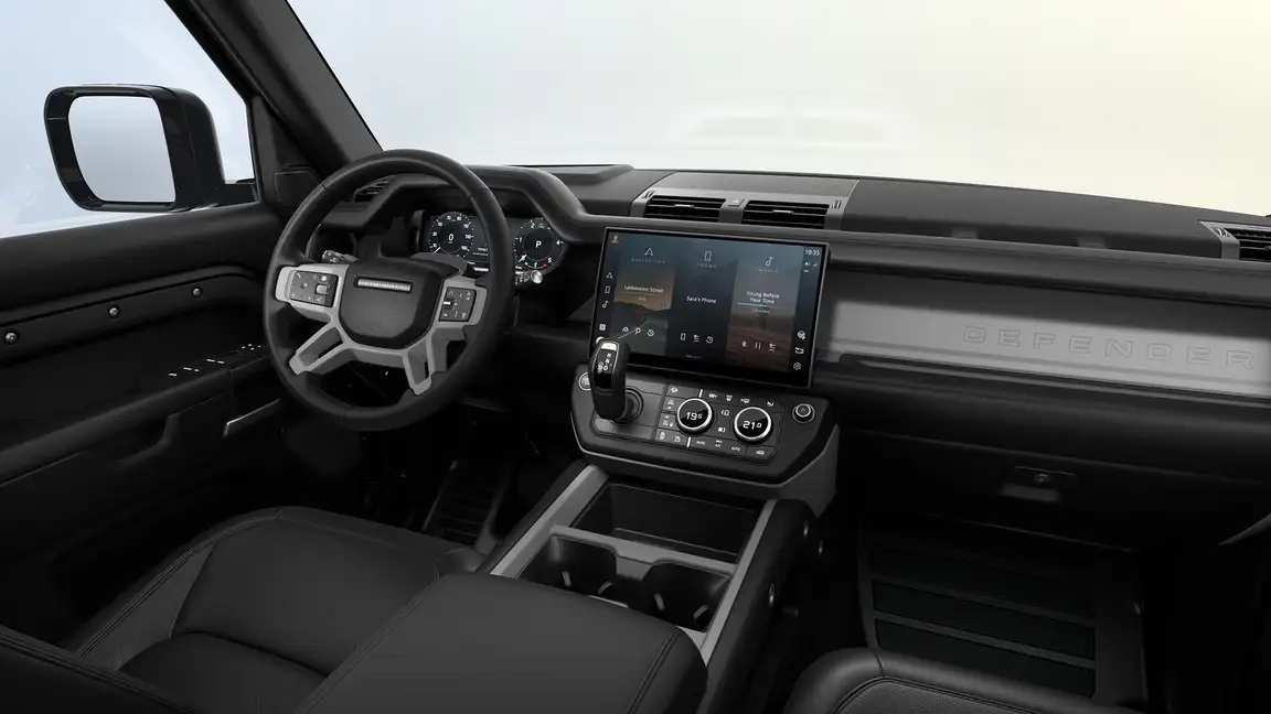 LAND ROVER DEFENDER