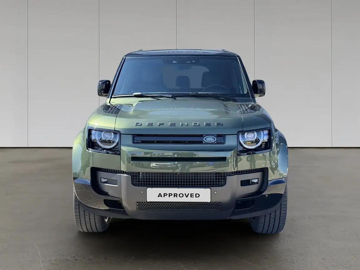 LAND ROVER DEFENDER