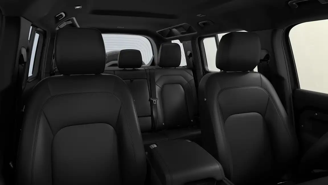 LAND ROVER DEFENDER