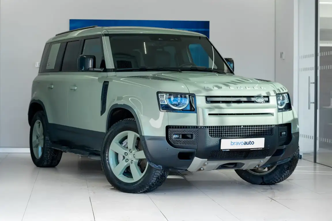 LAND ROVER DEFENDER