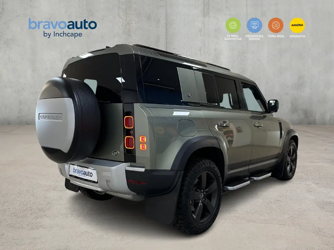 LAND ROVER DEFENDER