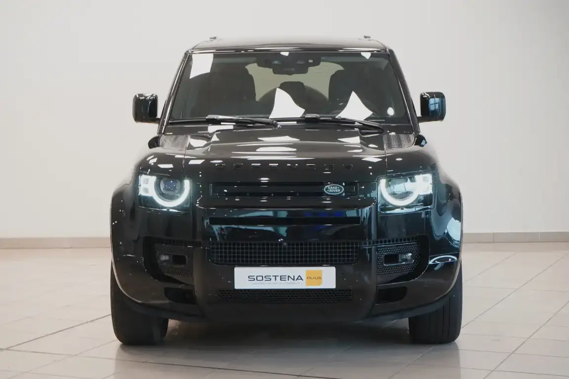 LAND ROVER DEFENDER