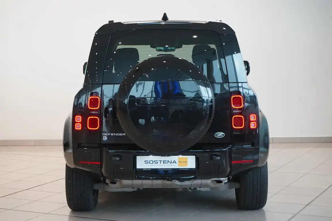 LAND ROVER DEFENDER