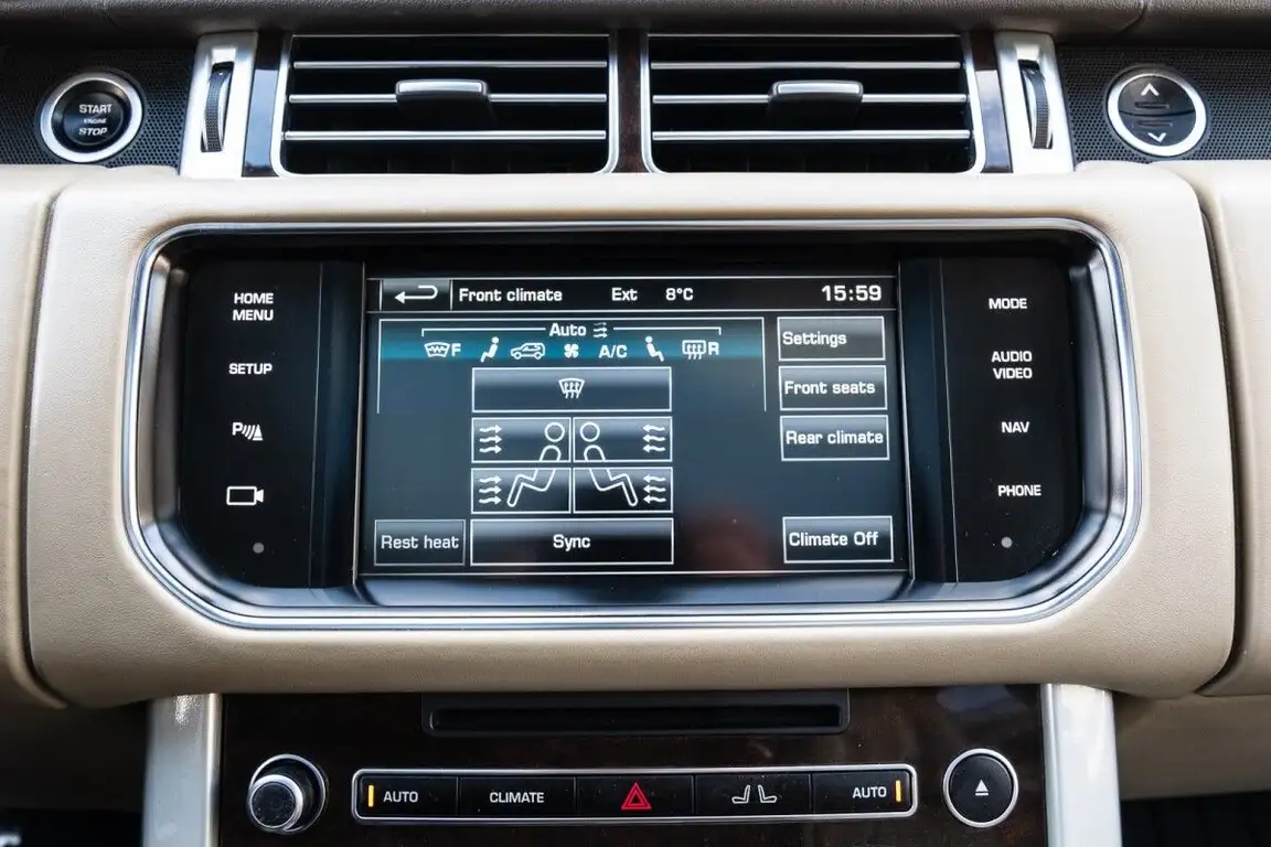 LAND ROVER RANGE ROVER