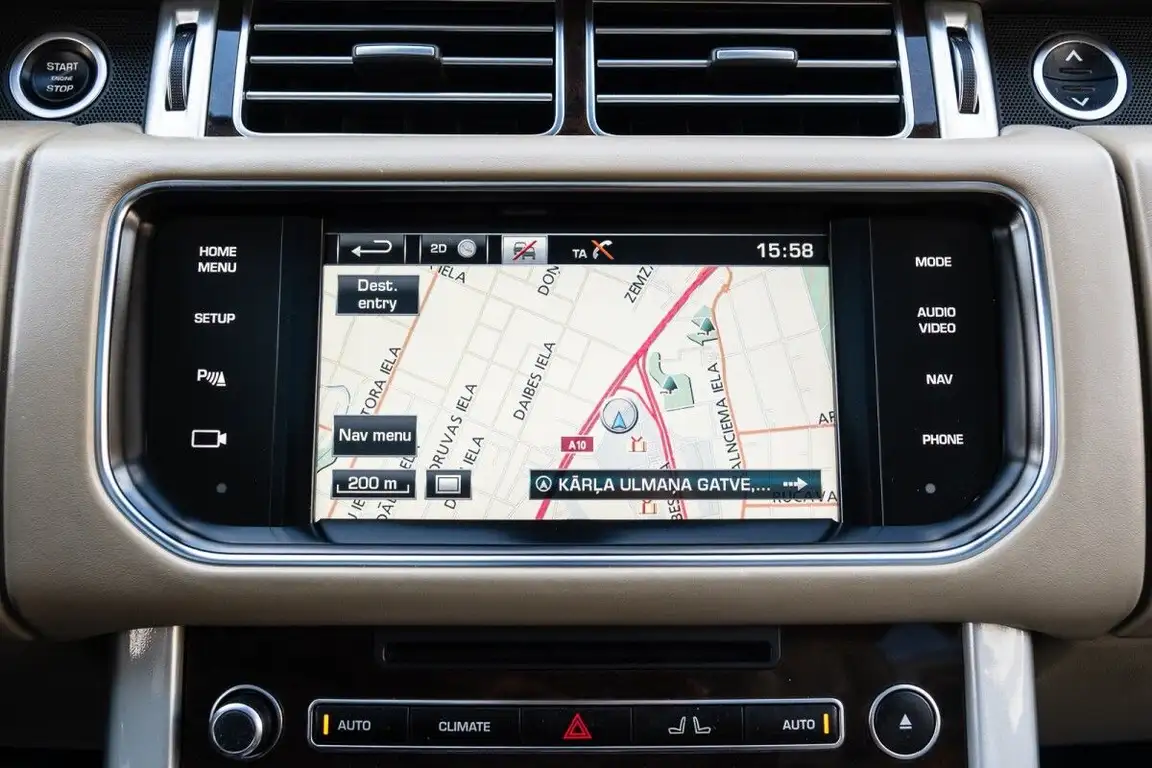 LAND ROVER RANGE ROVER