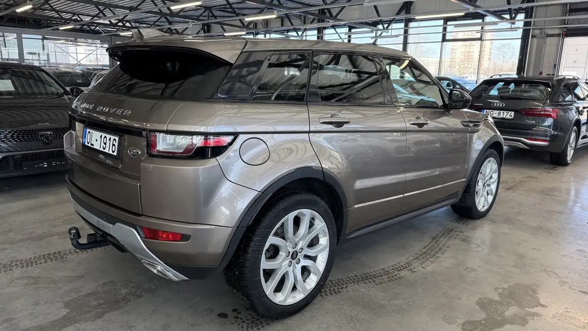 LAND ROVER RANGE ROVER EVOQUE
