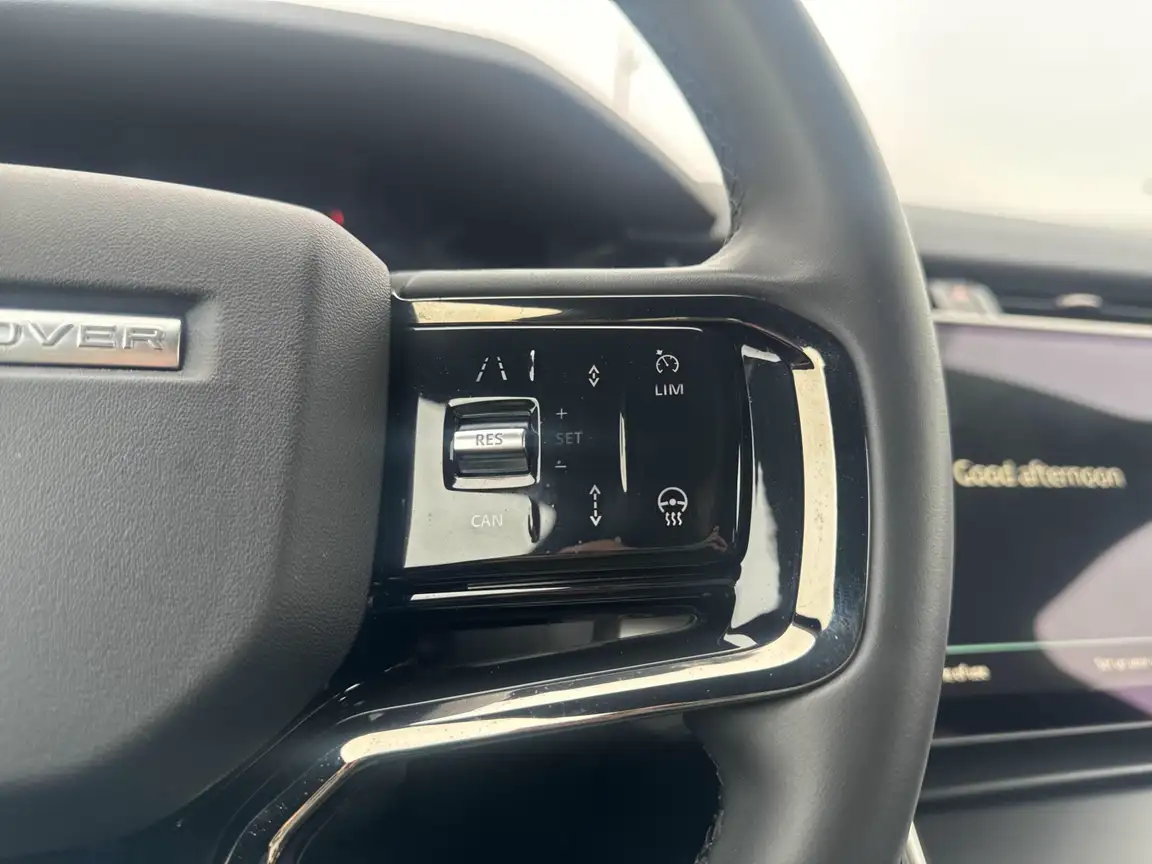 LAND ROVER VELAR