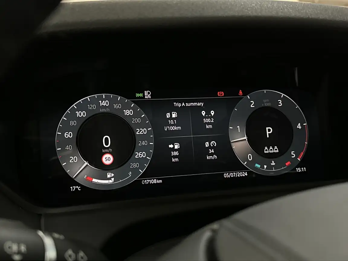 LAND ROVER RANGE ROVER VELAR