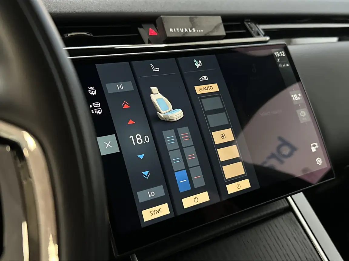 LAND ROVER RANGE ROVER VELAR