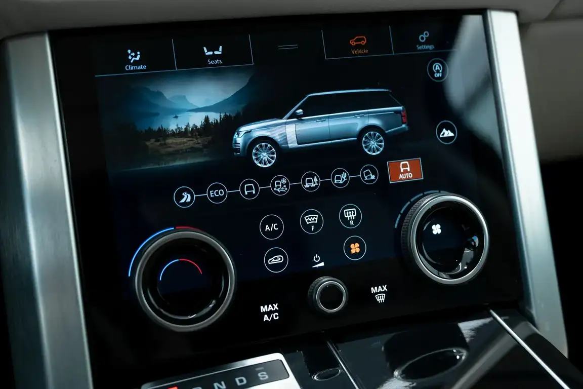 LAND ROVER RANGE ROVER