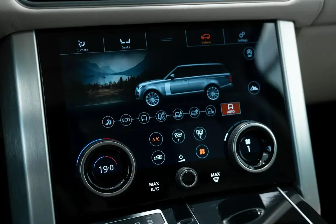 LAND ROVER RANGE ROVER