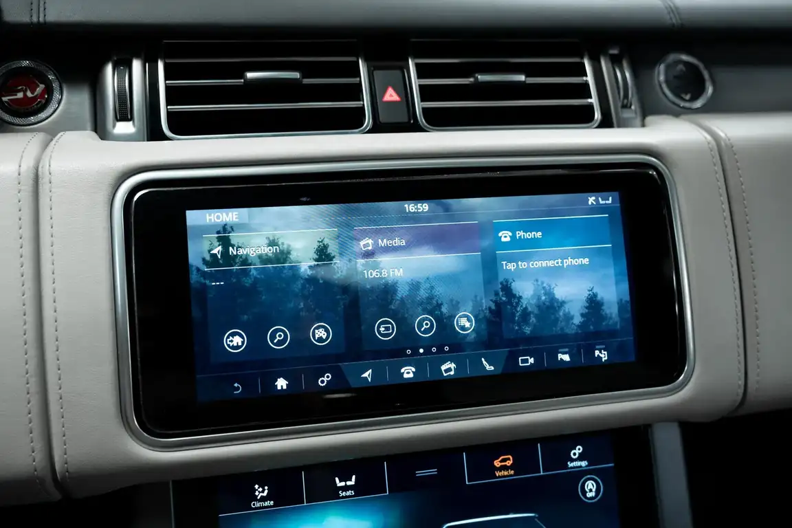 LAND ROVER RANGE ROVER