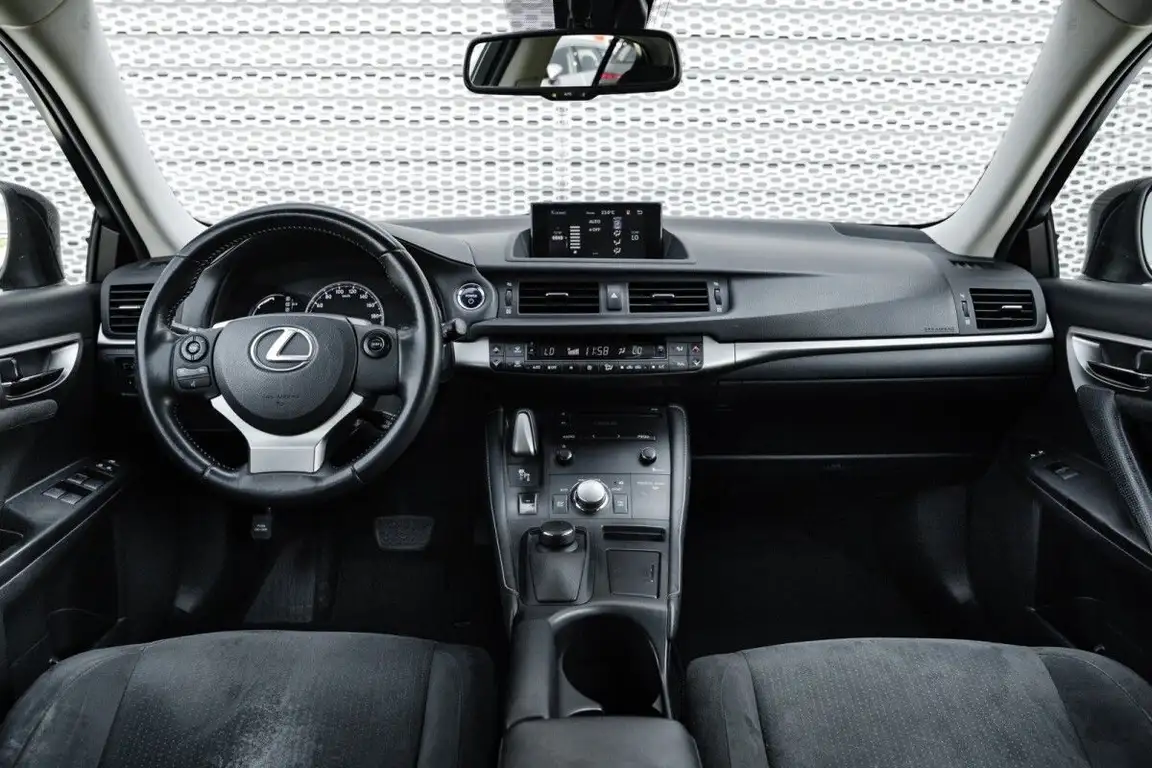LEXUS CT