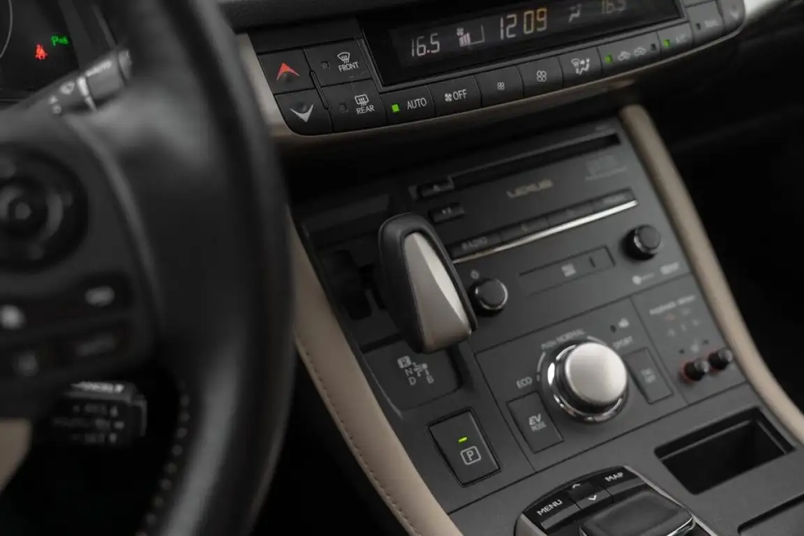 LEXUS CT