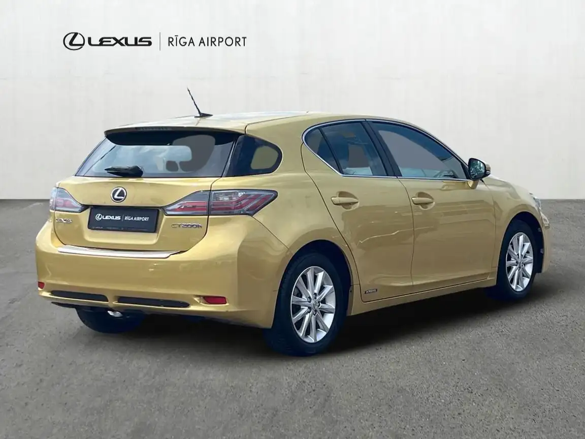 LEXUS CT