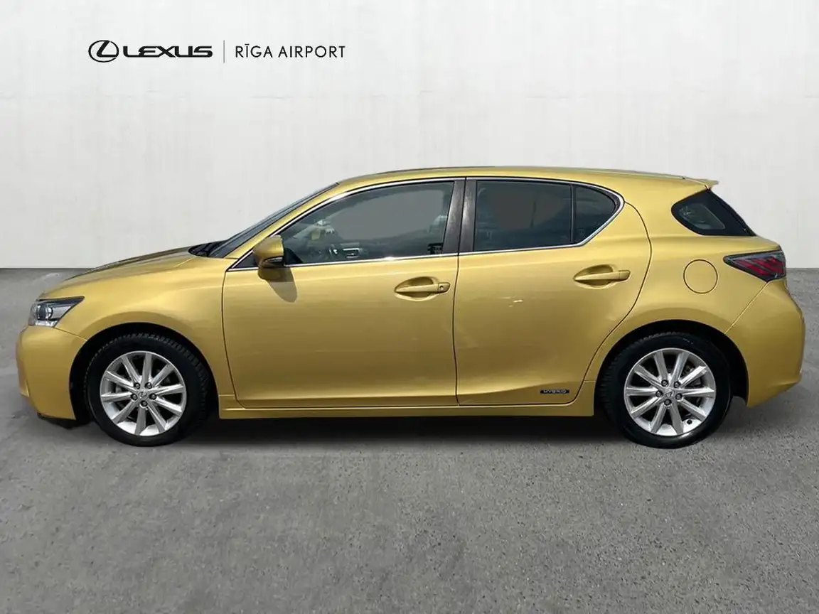 LEXUS CT