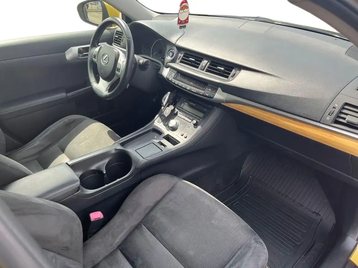 LEXUS CT