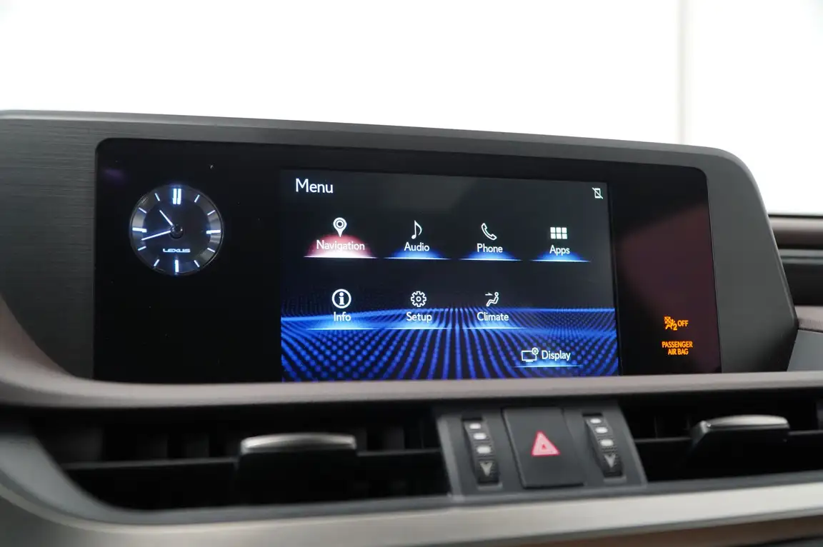 LEXUS ES