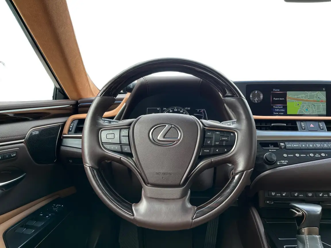 LEXUS ES
