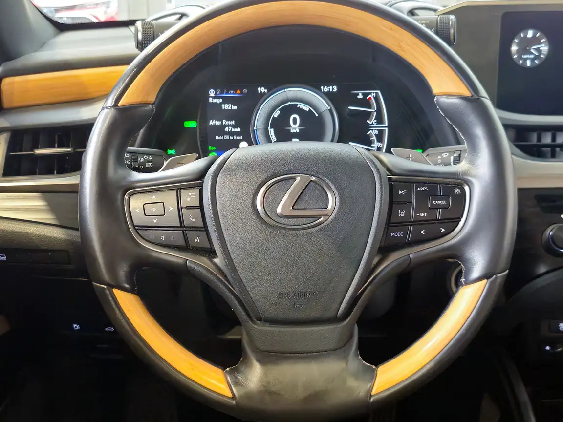 LEXUS ES