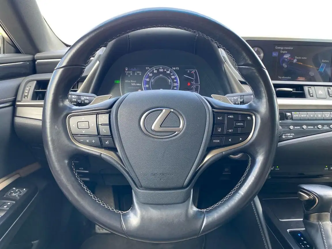 LEXUS ES
