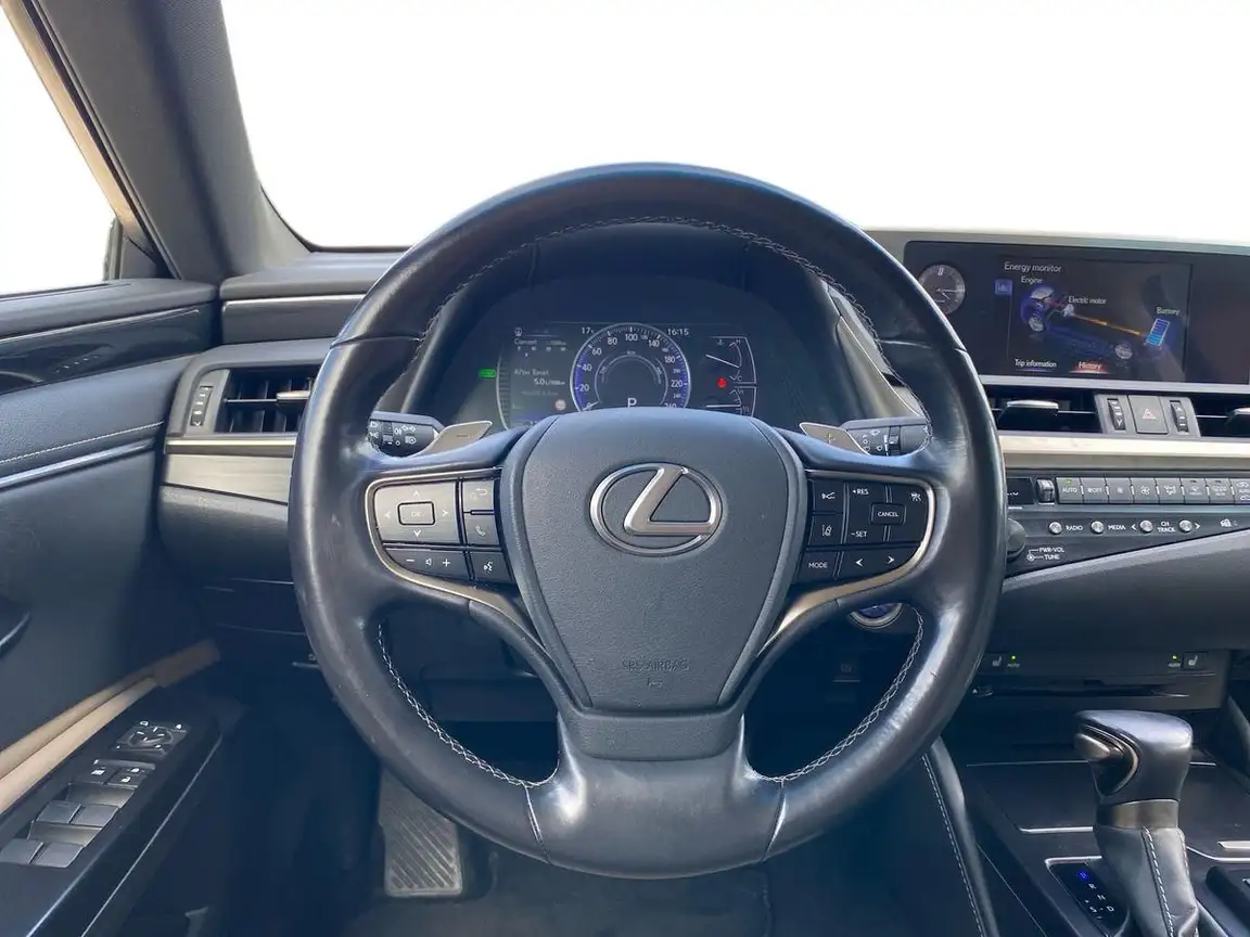 LEXUS ES
