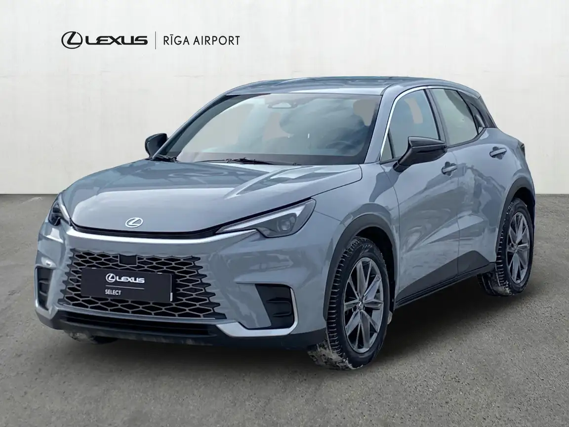 LEXUS LBX