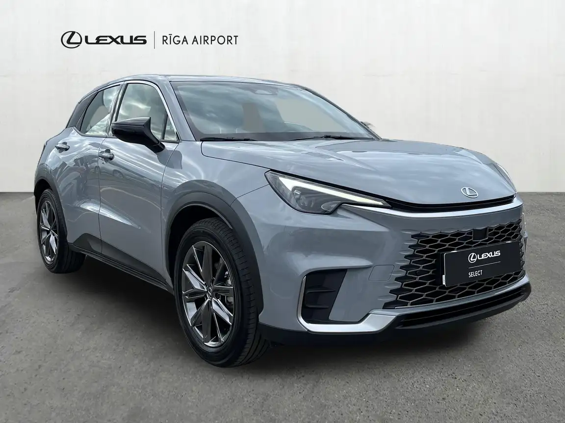 LEXUS LBX
