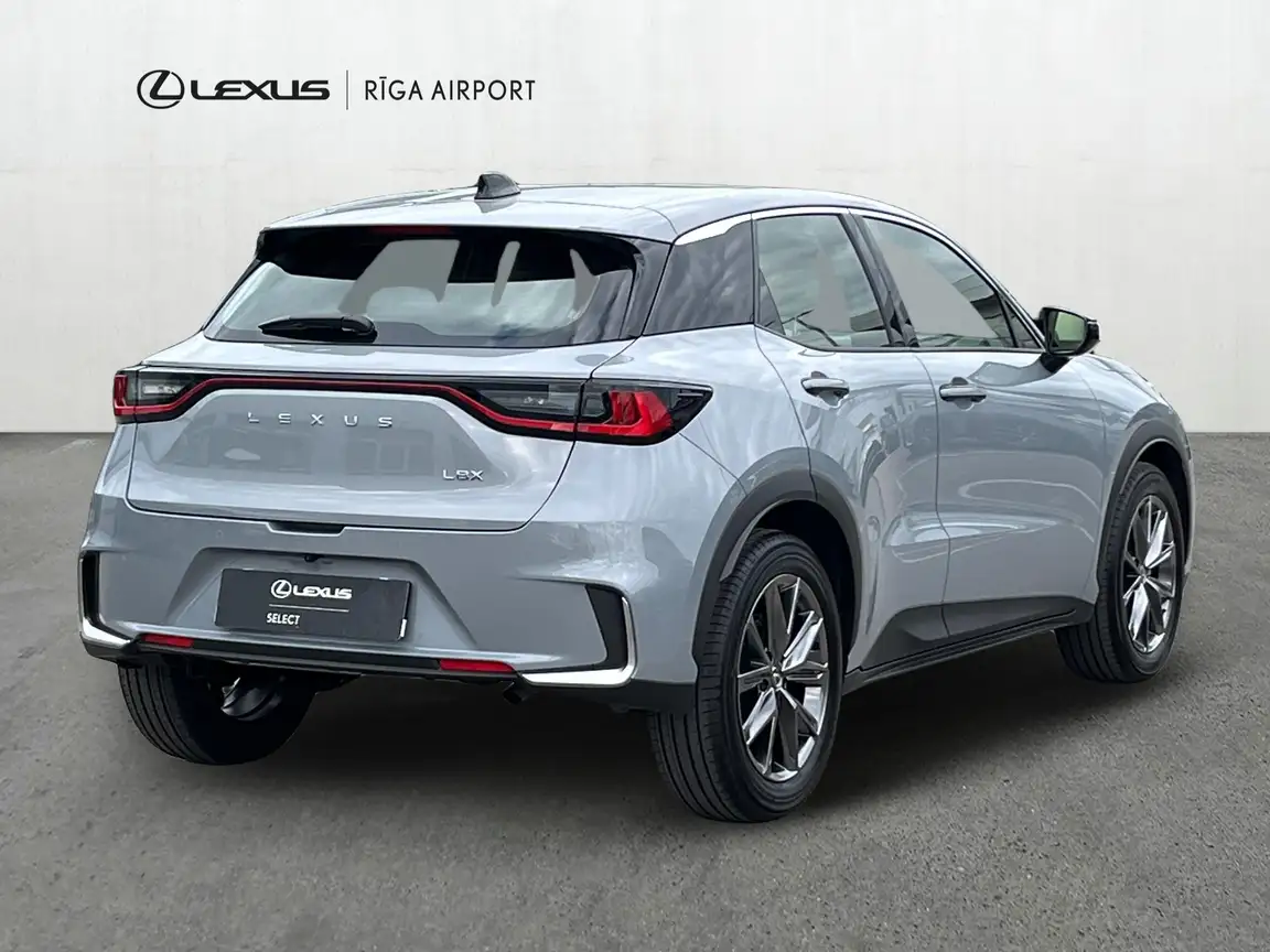 LEXUS LBX