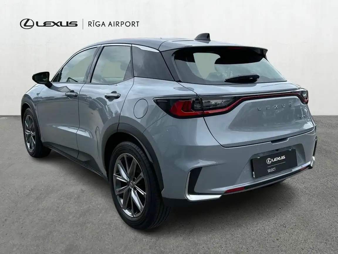 LEXUS LBX